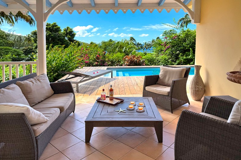 Salon terrasse villa grande Anse